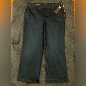 NWT NYDJ relaxed ankle jeans size 14